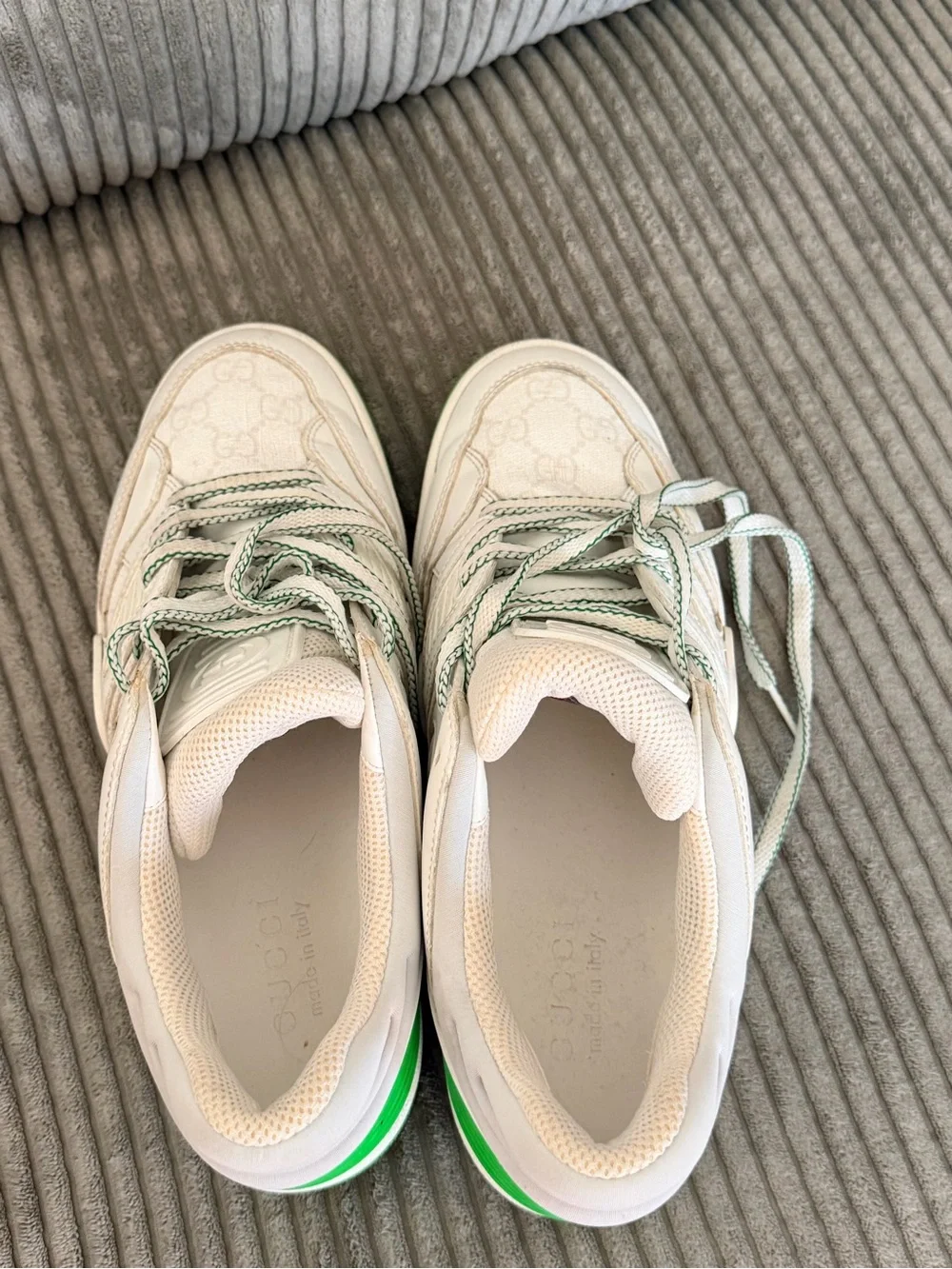 Gucci White & Green Low-Top Sneakers